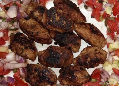 Muthi kebab plate